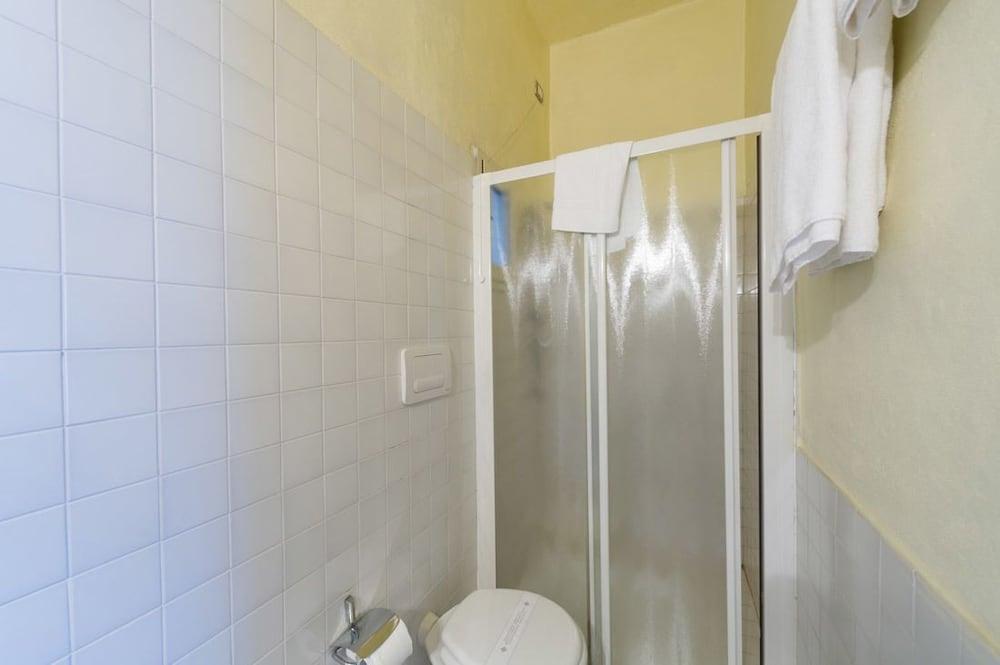 Hotel Moderno Pisa Kültér fotó